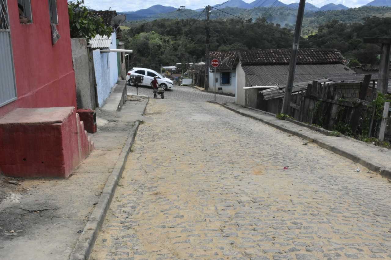 Camacã: Mais ruas calçadas em fase de conclusão na Cidade Alta no Bairro Paulo Jaquisson
